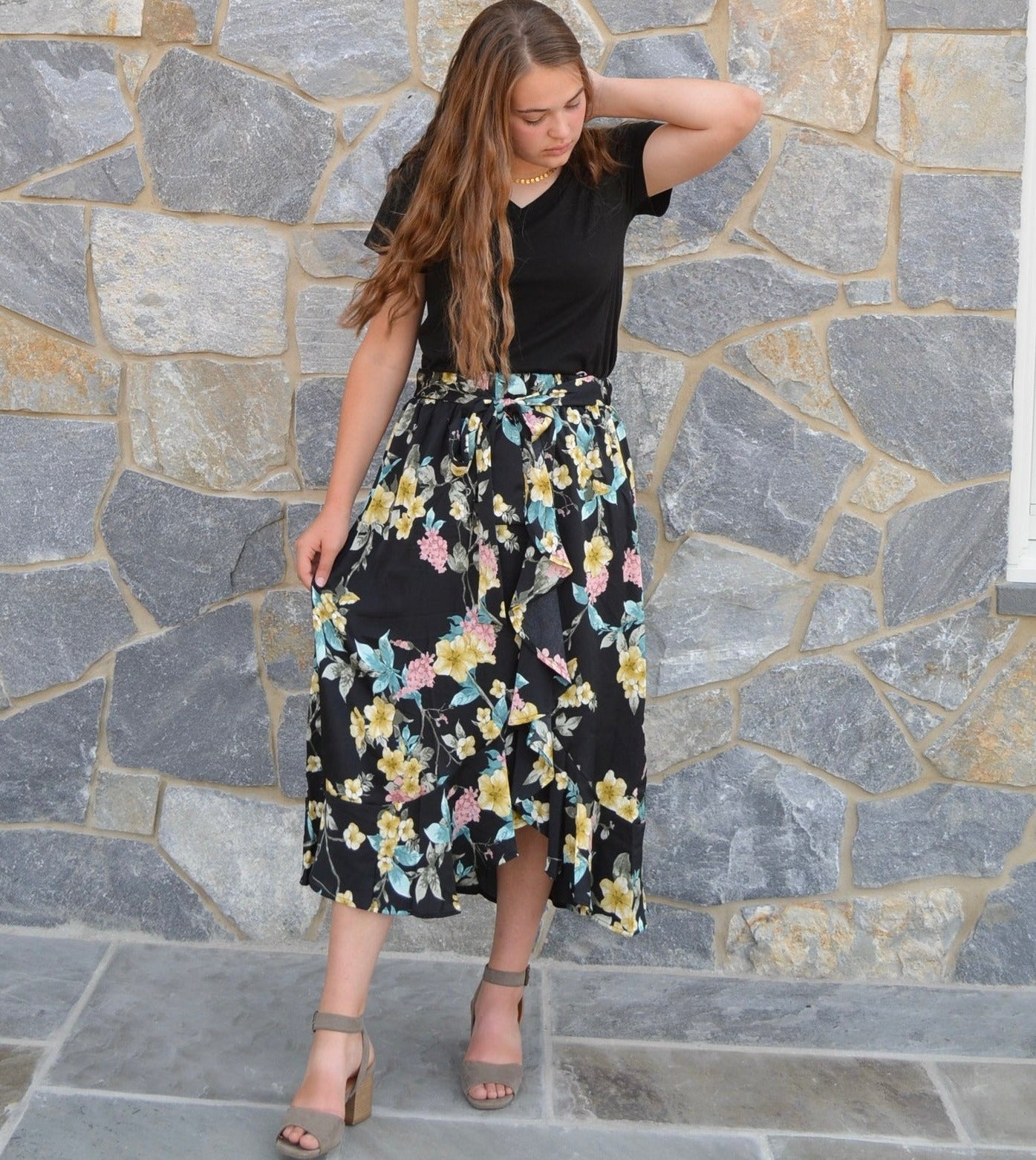 Modest hotsell black skirt